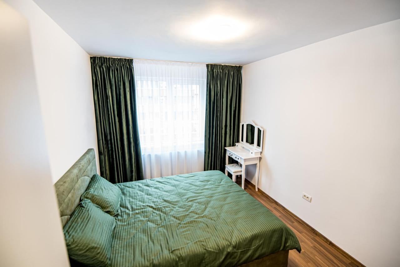 Apartament 3 Camere Royal Braşov Exterior foto